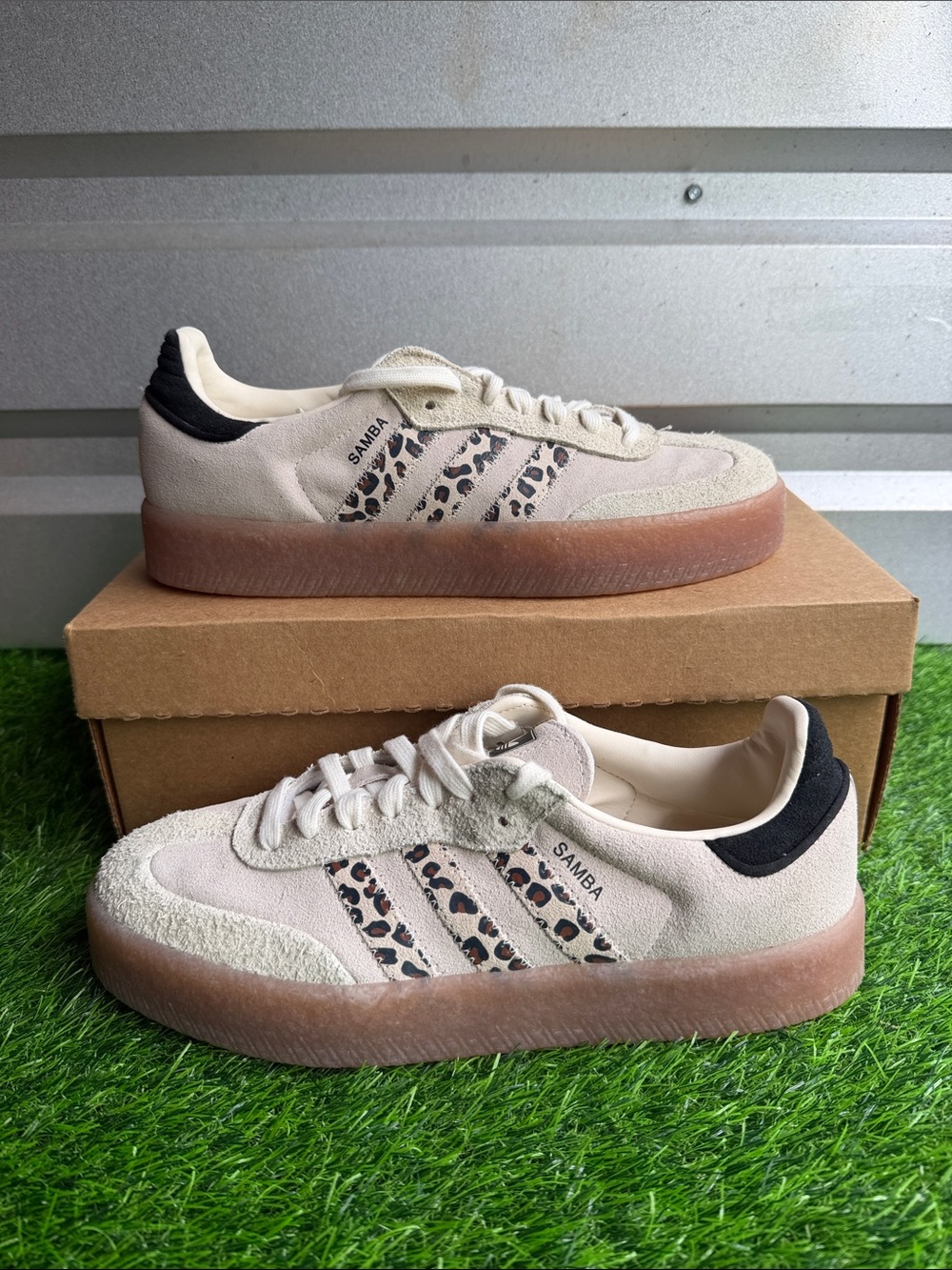 adidas Samba Platform Sneakers in Beige with Black Heel Leopard Stripes NO BOX